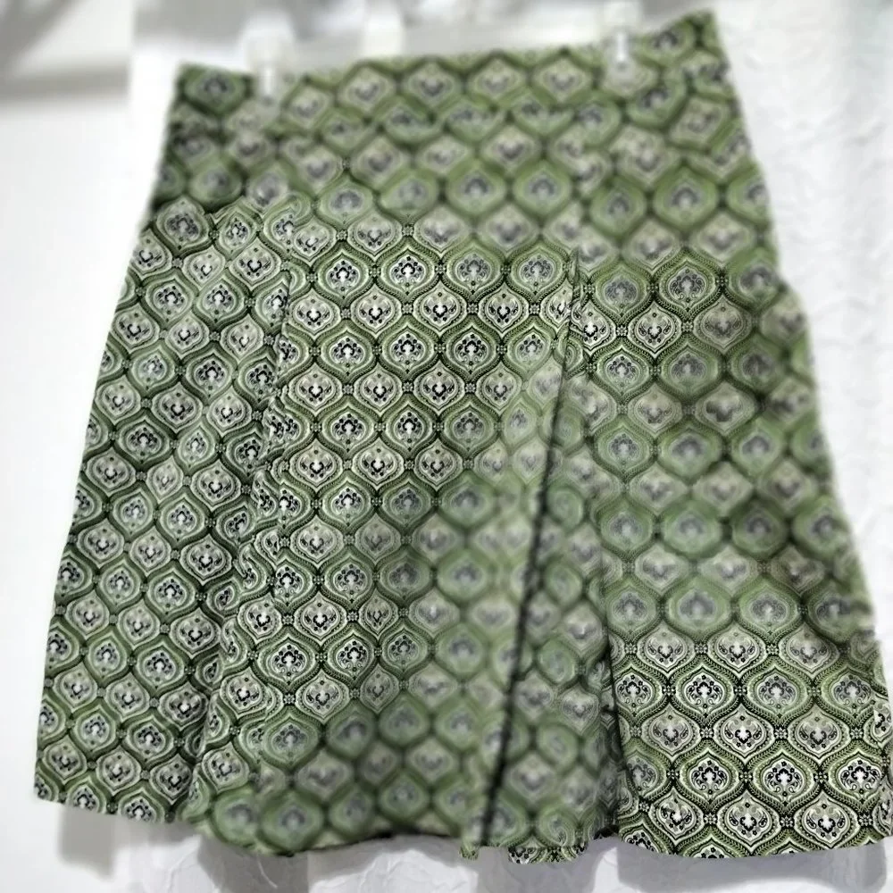 George Designs by Mark Eisen Skirt Pleated Size 12 Green Pockets Side Zip 001 - Picture 4 of 12